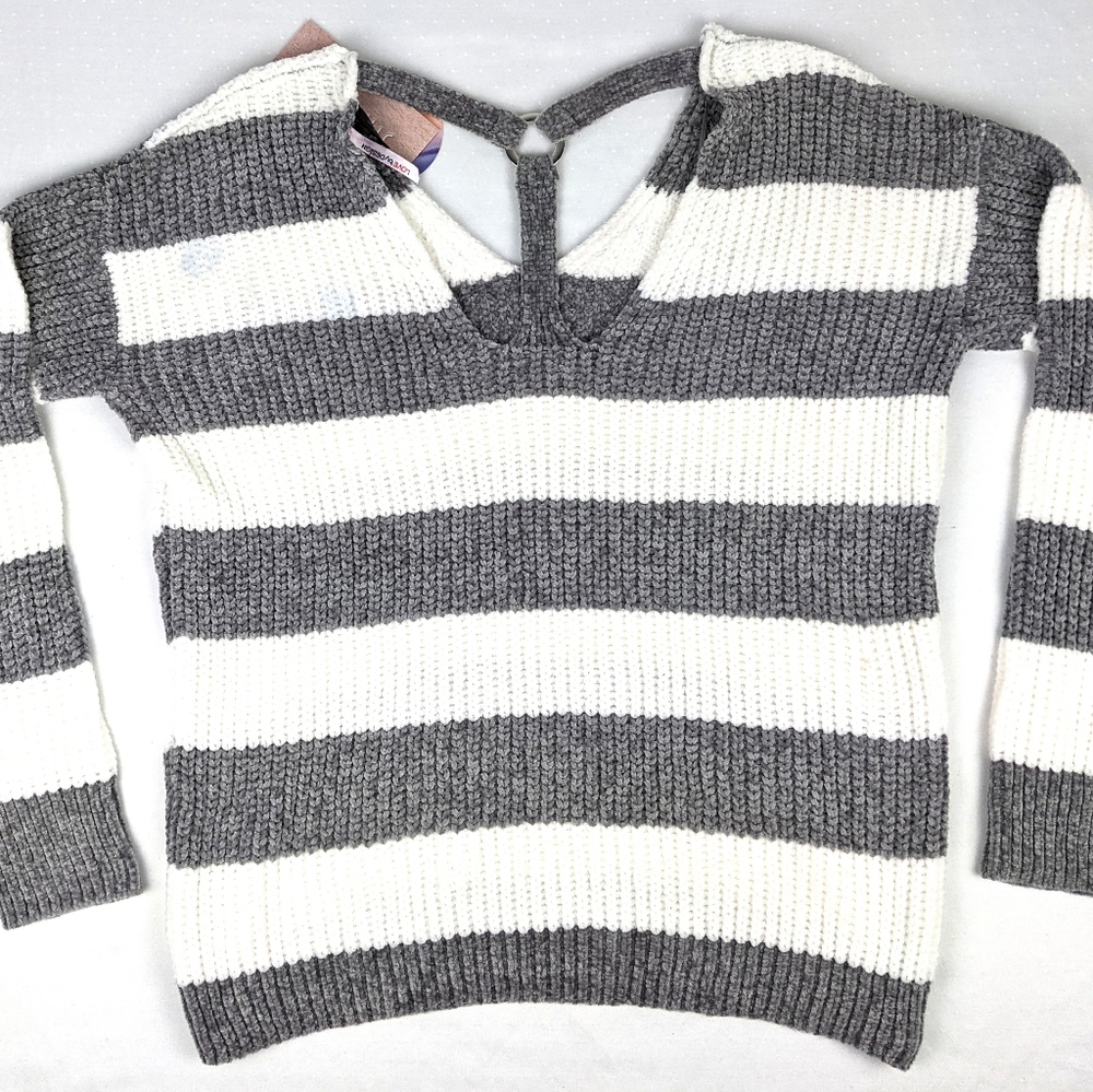 Love By Design Drop Shoulder Striped V Neck Knit Sweater Women’s Size M NWT